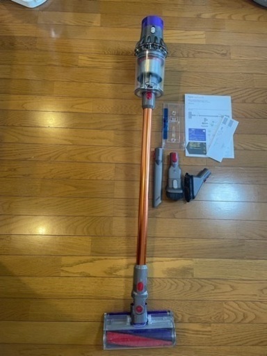 【受渡し予定者決定】ダイソン 掃除機 cyclone v10