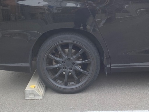 車のパーツ タイヤ、ホイール