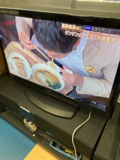 シャープ　液晶テレビ　32インチ　2011年製