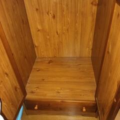 引越しのため急募☆カントリー調木製クローゼット☆戸建ての2階から運んでいただける方の画像