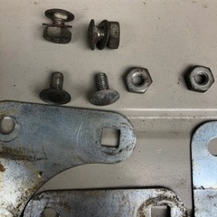 スチール棚用金具　ビス　ネジ　L型金具の画像