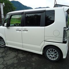 平成27年式　N-BOX　カスタムG　Lパッケージ　車検満タン　令和8年7月まで！！の画像