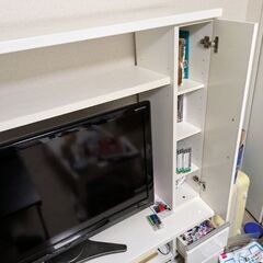 収納付きテレビ台の画像