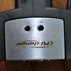サンワサプライSanwa Supply、CPU自動切替器 (2:1) SW-KVM2AUP、CPUチェンジャー、changer中古の画像