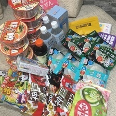 保存食とお菓子 と防災グッズ