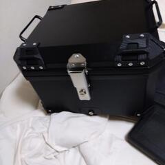 バイクのリアBOX