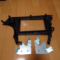  30プリウス用 ナビパネル 社外ナビ ナビ用 8インチ 金具付き 車のパーツ カロッツェリア アルパイン ケンウッド イクリプス の画像