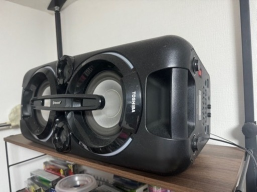 TOSHIBA 内臓バッテリー　スピーカー　コンセント有り　マイク接続　Bluetooth