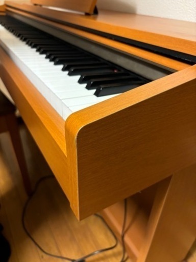 YAMAHA  電子ピアノ　　椅子付き