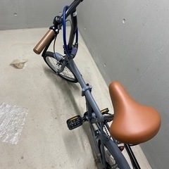 自転車 折りたたみ自転車の画像