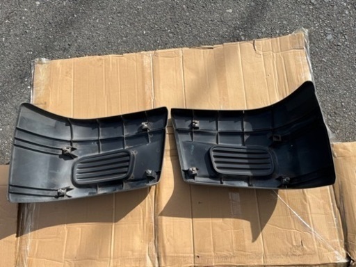 三菱ふそう　ブルーテックキャンター　フロントバンパー　FEB90 純正　ワイド用　左右コーナー無 三菱ふそうブルーテックキャンター左右バンパーコーナーFEB90 ワイド