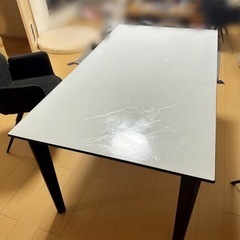 4人掛けダイニングテーブル　