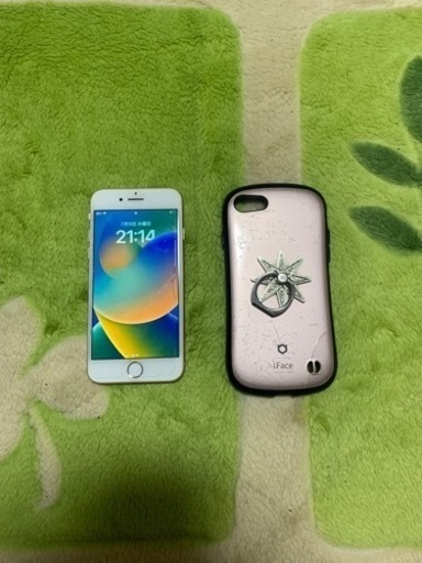 iPhone8 本体ケース付き