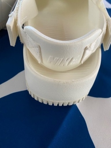 NIKEウィメンズカルムミュール