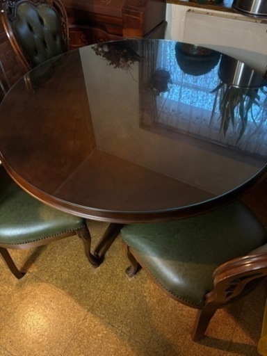 飛騨産業家具  美品　
ダイニングテーブル、イス