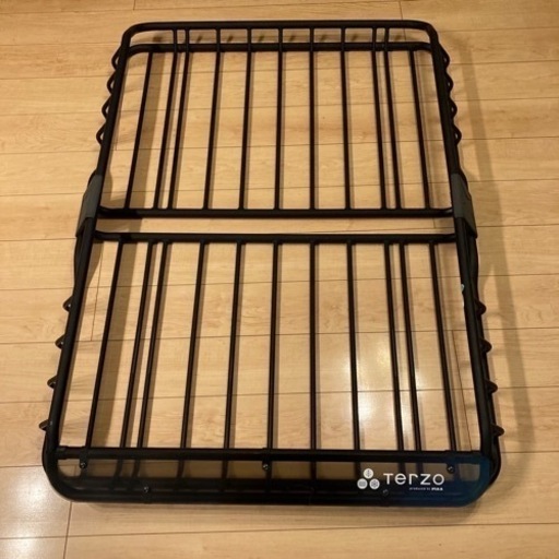 ルーフバスケットラック