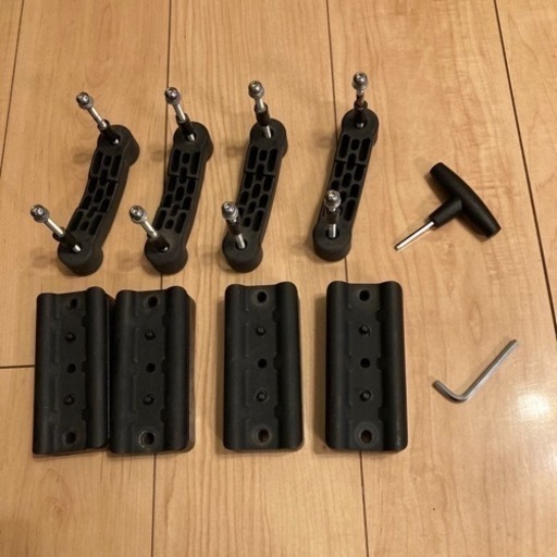 ルーフバスケットラック