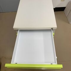 鍵付きキャビネットの画像
