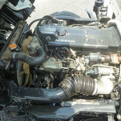 H16日産 アトラス 4.8 ロング フルスーパーロー ディーゼル 2tアルミバンロングPG付　5MT 1000kgパワーゲート　ラッシングレール2段　ＡＢＳ　エアバック　クラッチフリー　車庫灯　車幅灯　電動格納ミラー　車検7/5　　16917の画像