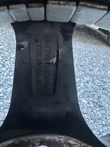 車のパーツ タイヤ、ホイール