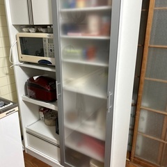稲沢市、食器棚お譲りします