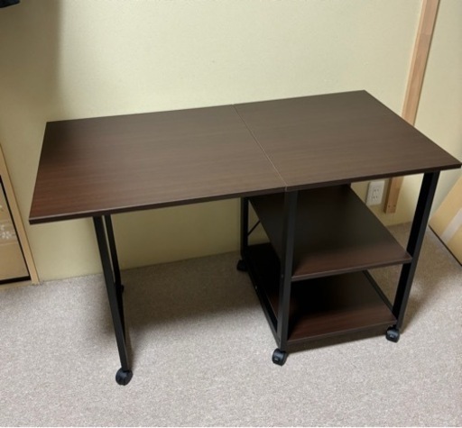 【取引中】サンワサプライ　折りたたみデスク　机　家具 オフィス用家具 机