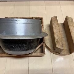 お釜　台座　古道具　アンティーク　インテリアの画像