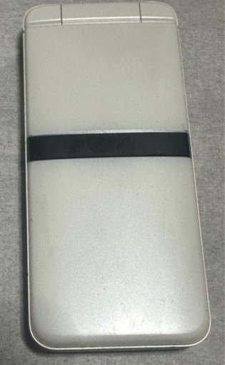 DIGNOケータイdocomo ガラケー　本体のみ  初期化済み ホワイト