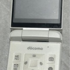 DIGNOケータイdocomo ガラケー　本体のみ  初期化済み ホワイトの画像