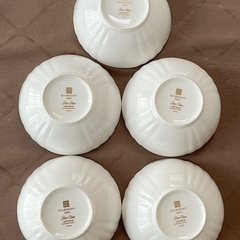 5個セット★美品★白＆ゴールドのフルーツボウル　果物皿　サラダボウル　小鉢　小皿　器 GIVENCHY PARIS　ジバンシィー パリの画像