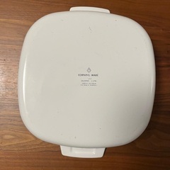 オーストラリア製【Corning wearの耐熱皿　Pyrexのガラス蓋付き】ヴィンテージ品  ◆アーティチョーク、マッシュルーム、パプリカ、トマト、玉ねぎが描かれた両手付き耐熱皿の画像