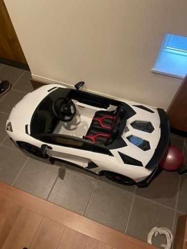 子供が乗れるランボルギーニ