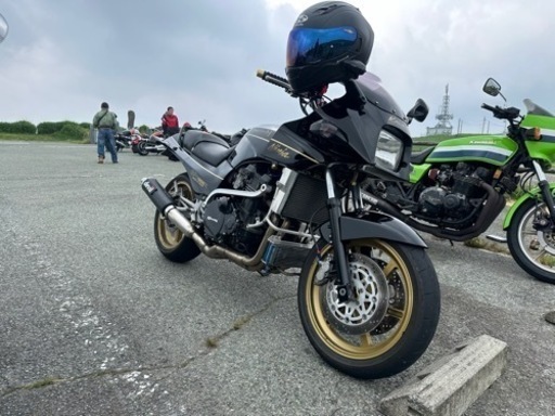 カワサキGPZ900R A8