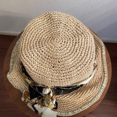 【ほぼ未使用】レディース　麦わら帽子　クロッシェハットの画像