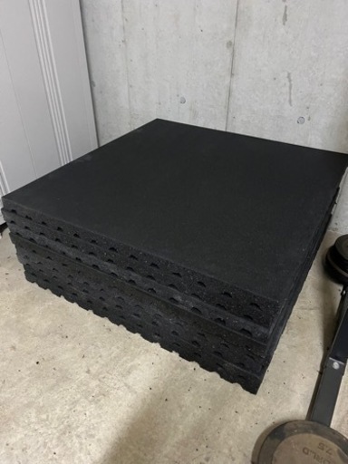 厚み5 cm ラバーマットx 8枚