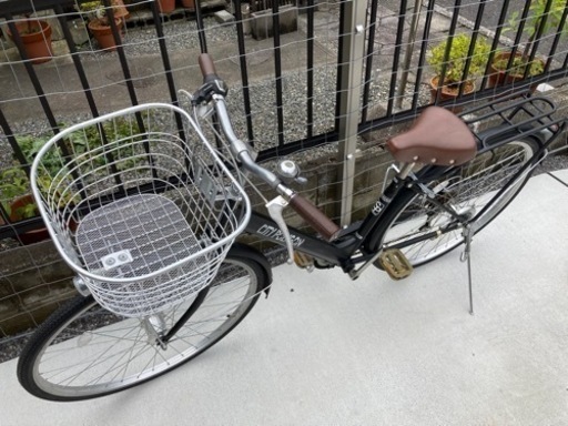 27インチ自転車】美品❗️6段変速 LEDオートライト付 前後タイヤ、鍵