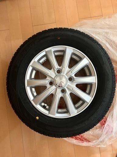 13インチ　新品　４本セット　スタッドレス　ホイール付き