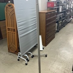 N2407-220 ホワイトボード キズ・汚れあり 中古の画像