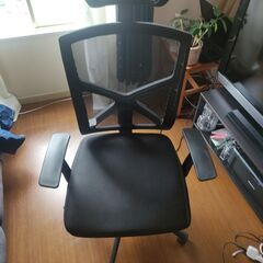 オフィスチェア 黒い事務用椅子