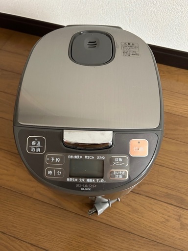 5合炊き　SHARP 炊飯器　最高5.5合まで　シンプル操作