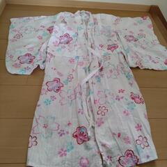 お話中(値下げ！)110,120　浴衣　女の子むけの画像