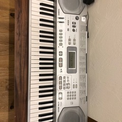 CASIO 電子ピアノの画像