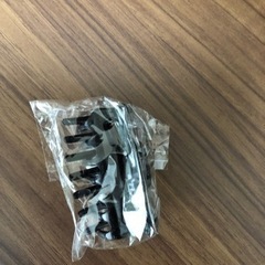 髪留め　未使用の画像
