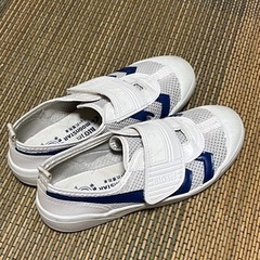 (お渡し者決定)　体育館
シューズ20.0EE