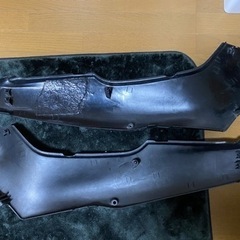 スズキ　GSXR250 GJ72A テールカウル　シートカウルの画像