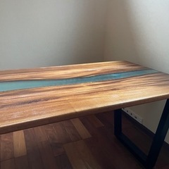レジンダイニングテーブル　家具 机の画像