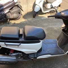 バイクスクーターSYM combiz125ccの画像