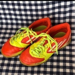 【アディダス】20㌢　サッカートレーニングシューズ　フットサルシューズ