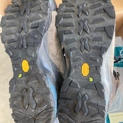 登山靴　スカルパの画像