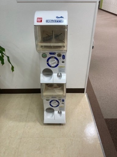 バンダイ カプセルステーション 400円機 本体 ガチャ ガシャポン